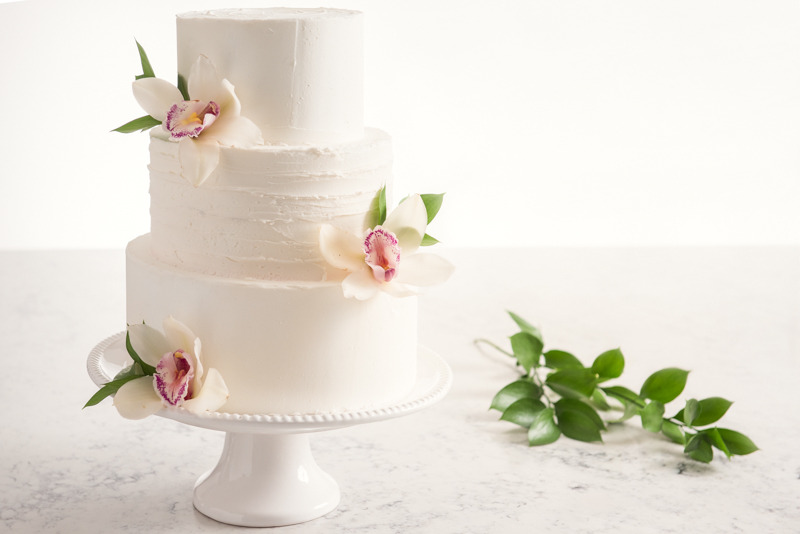 White orchid wedding cake · White orchid wedding cake